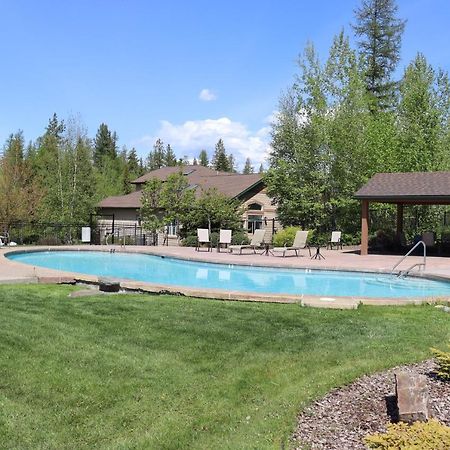 Glacier National Park Getaway - Oakmont Retreat コロンビア・フォールズ エクステリア 写真